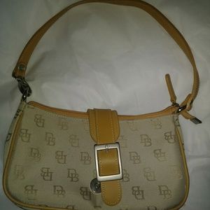 Vintage dooney and bourke bag
